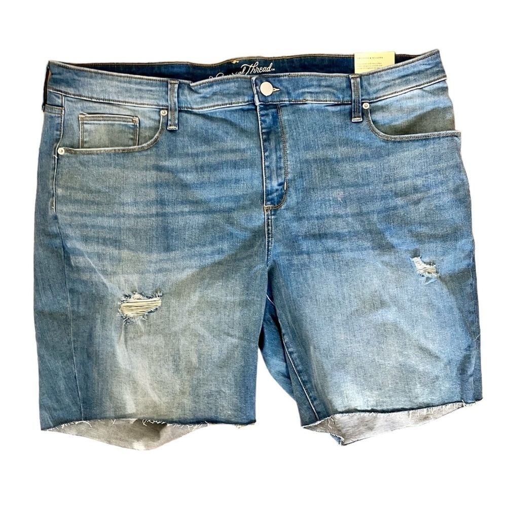 Universal Thread Mid Rise Bermuda Shorts Size 24W​​​​